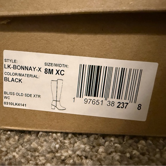 Extra Wide Calf - Lucky Brand Leather Boots - Size 8 - Picture 12 of 12